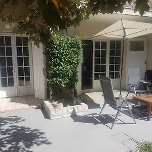Hébergement de vacances Grande Maison Avec 5 Et Jardin, Avignon